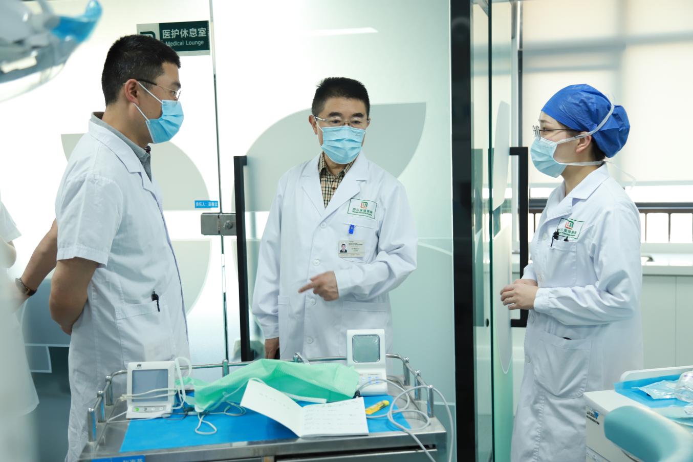 四川友誼醫(yī)院開展“五?一”勞動節(jié)前安全大檢查