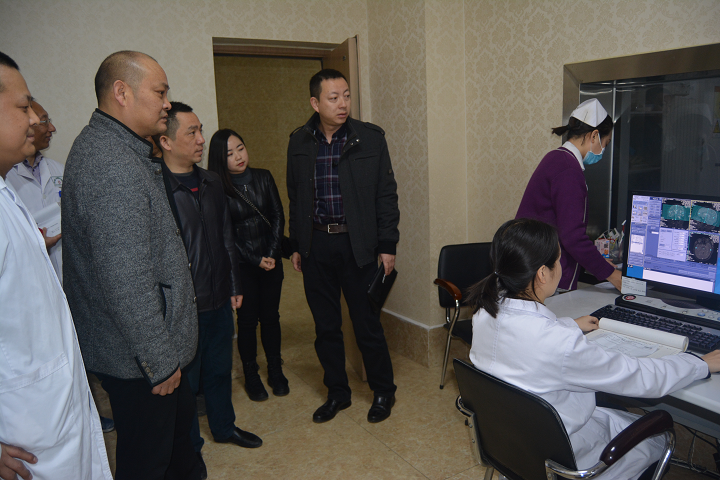 武漢龍陽醫(yī)院參觀考察四川友誼醫(yī)院